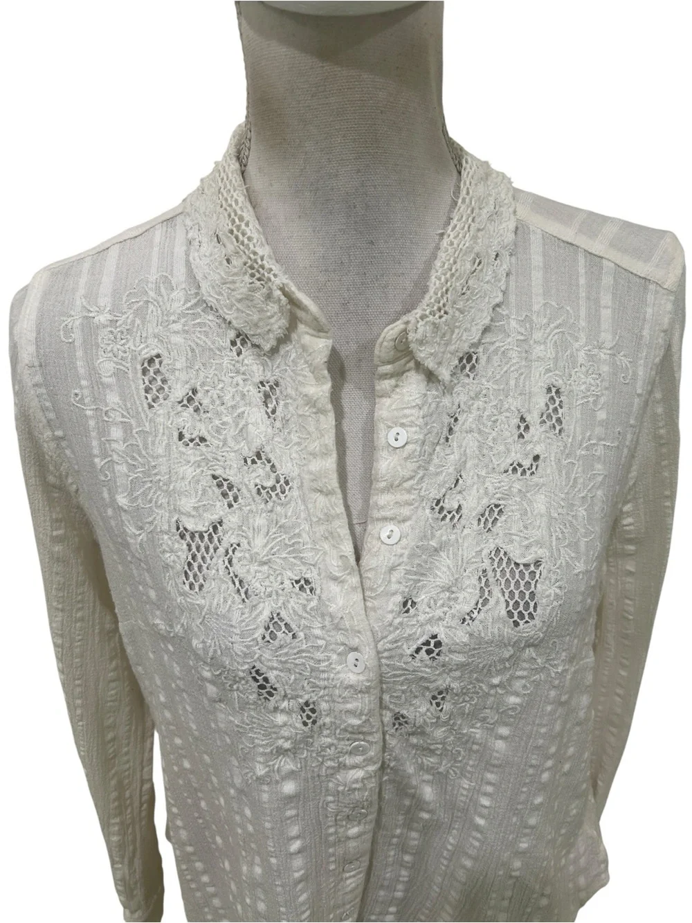 Free People Carter dobbie ivory Button-Front embroidered cotton blouse medium